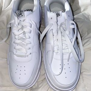 Nike Air Force 1 Pixel